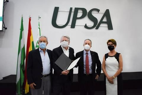Lee más sobre el artículo UPSA inauguró Cátedra Libre Manfredo Kempff Mercado