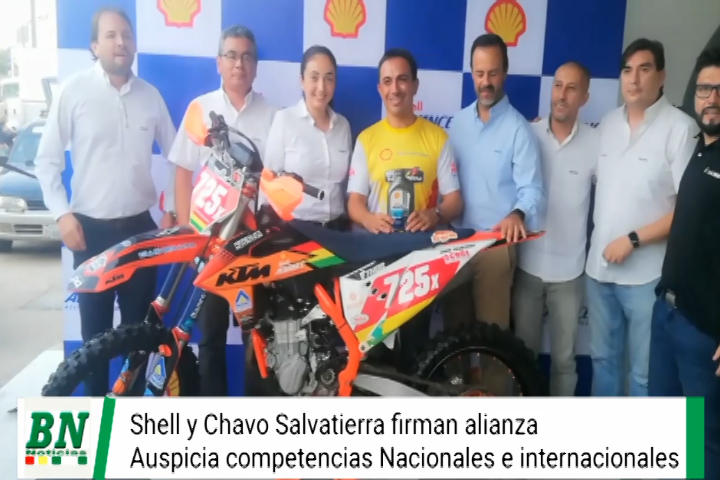 Lee más sobre el artículo Shell firma alianza con Chavo Salvatierra y apoyará las competencias Nacionales e Internacionales del piloto de motociclismo