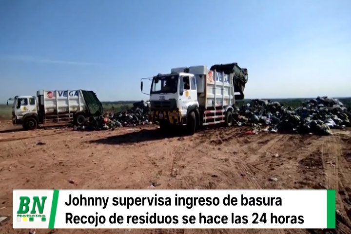 Lee más sobre el artículo Johnny supervisa ingreso de camiones con basura al vertedero, Emacruz trabaja 24 horas para levantar los residuos de la ciudad