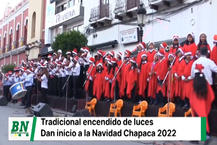 Lee más sobre el artículo Con el tradicional encendido de luces, Alcaldía inicia con la Navidad Chapaca 2022