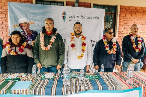 Lee más sobre el artículo CBN y su marca de Agua SOMOS firman un convenio para  garantizar agua segura para la comunidad de Carbón Mayu