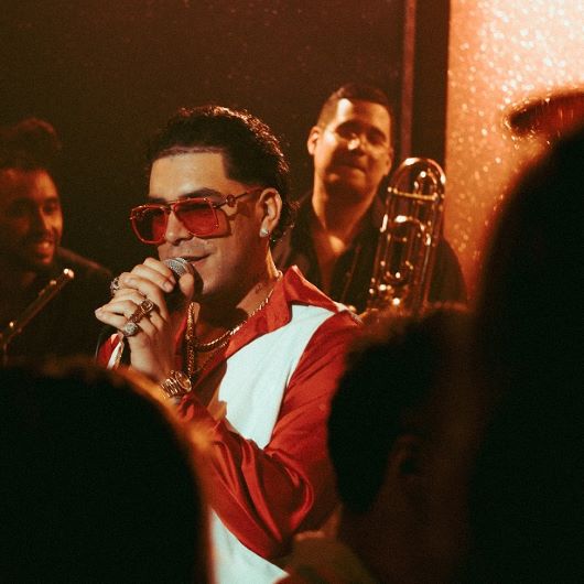 Lee más sobre el artículo Ryan Castro estrena una salsa y anuncia su álbum debut “El cantante del Ghetto”