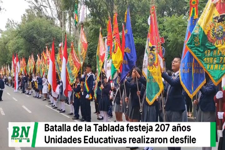Lee más sobre el artículo En homenaje a los 207 años de la Batalla de la Tablada se realizó el desfile escolar en Tarija